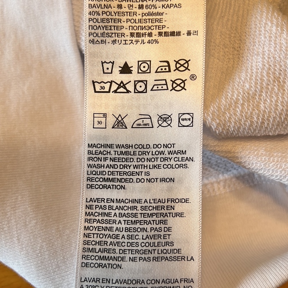 Women’s Levi’s sweatshirt - Picture 4 of 8